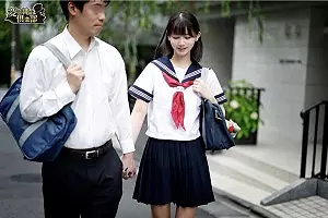 696cda0ebce0f - 【レイプ】「このロリっ子…濡れすぎじゃねｗｗ」先輩の彼氏を寝取り、顔に精子ぶっかけられる女子校生の末路ｗ【JKエロ動画】